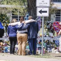 La lenta respuesta policial enfurece a familias de niños asesinados en Uvalde