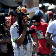Empresa de transporte dominicana deja de viajar a Haití por los secuestros