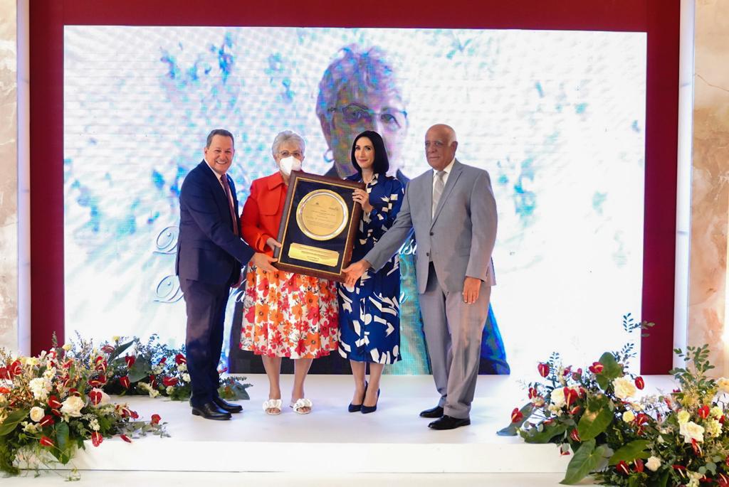 Reconocen trayectoria de emprendedora Daysi Castillo de Rondón
