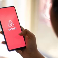 Airbnb prohíbe permanentemente la celebración de fiestas