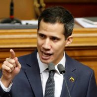 Juan Guaidó continuará con actos de calle pese a agresiones recientes