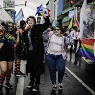 Miles de personas participan en la celebración del Día del Orgullo LGBTI+, en San José, Costa Rica