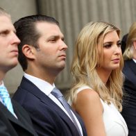 Tribunal cita a Trump y 2 de sus hijos a declarar por presuntos delitos fiscales