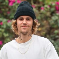 Justin Bieber confesó que sufre de parálisis en la mitad del rostro por un virus