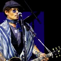 Johnny Depp publica su nuevo álbum, "18", junto al guitarrista Jeff Beck
