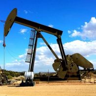 El crudo de Texas baja un 3% y cierra en 115,31 dólares el barril