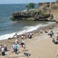 Fundación Raymond Rodríguez realiza jornada de limpieza de playas