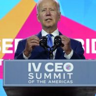 Biden dice que su visión para América está "a años luz" de la que tuvo Trump