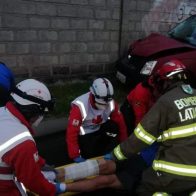 Un fallecido y 28 heridos en masivo atropellamiento en Ecuador