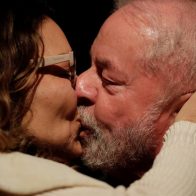 Lula y su esposa