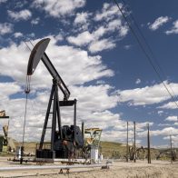 El petróleo Brent baja un 2,58 %, hasta 111,64 dólares el barril