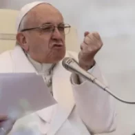 El papa condena la "lacra" de la explotación infantil