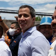 EEUU y la OEA condenan los empujones e insultos a Juan Guaidó en Venezuela