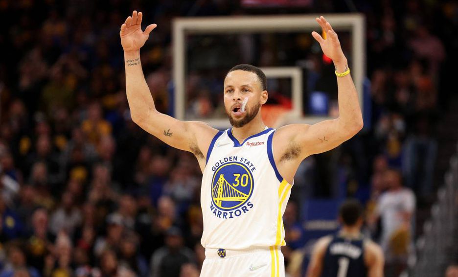 Stephen Curry: "Voy a jugar el cuarto partido. Eso es todo lo que sé ahora"