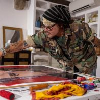Johnny Depp vende sus creaciones artísticas por más de 3,5 millones de euros