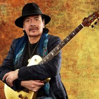 Carlos Santana, el latino que borró las fronteras del rock, cumple 75 años