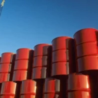 El petróleo de Texas baja un 0,7% y cierra en 104,90 dólares el barril