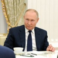 Putin advierte que Rusia no ha empezado aún "nada serio" en Ucrania