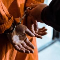 Arrestan a un hombre acusado de matar a una niña de 2 años en Bolivia