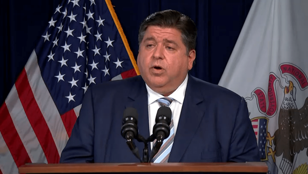 Gobernador de Illinois reclama "enfado" por la violencia con armas en EE.UU.