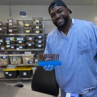 Llueven críticas a David Ortiz por lanzamiento de “Papi Cannabis”