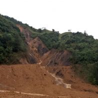 Derrumbe de una ladera deja dos muertos en el noreste de Colombia
