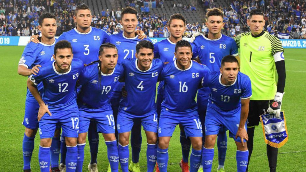 La FIFA advierte de suspensión a El Salvador por "injerencia" en federación
