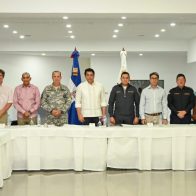 Ministro de Turismo encabeza reunión con jefes de PN, Armada y DNCD