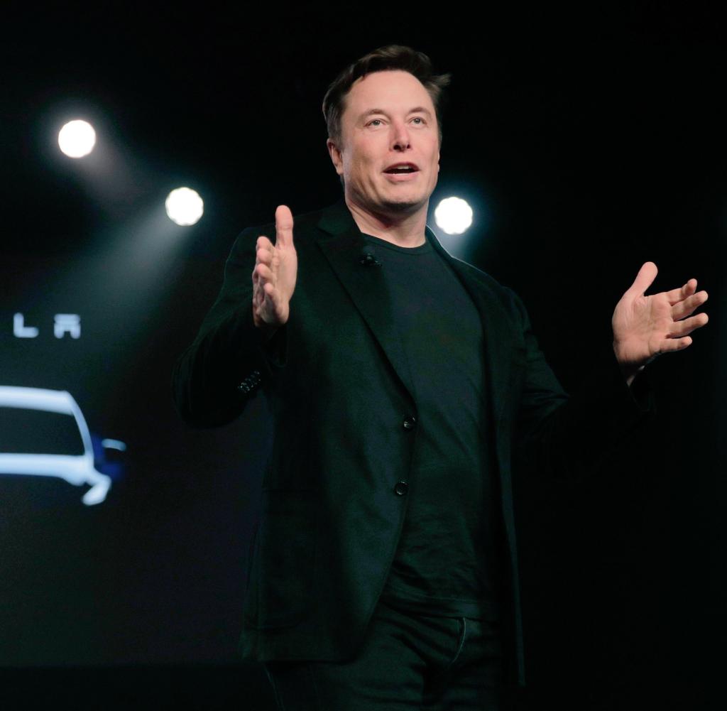 Musk pide al tribunal no se apresure en proceso sobre compra de Twitter