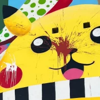 Lanzan pintura contra el Pikachu que el artista español Okuda dibujó en Quito