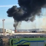 Mueren cuatro personas al estrellarse en Argentina un avión sanitario privado