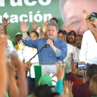 El expresidente Leonel Fernández ha ido sumando seguidores a su proyecto con la Fuerza del Pueblo.