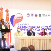 CNE y Defensa Civil promueven sistemas de alerta temprana para salvar vidas ante inundaciones