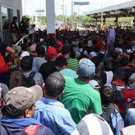Comisión de DDHH de México pide medidas ante "inminente" caravana migrante