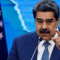 Maduro dice que la economía venezolana creció dos dígitos en primer semestre