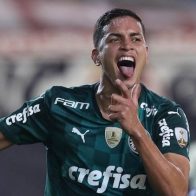 Detienen jugador brasileño de Futbol por arrollar a un motociclista