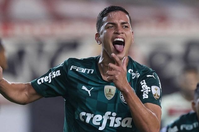 Detienen jugador brasileño de Futbol por arrollar a un motociclista