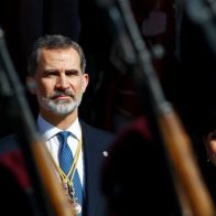 El rey de España llega a Santiago de Chile para la investidura presidencial de Boric