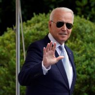 Biden comienza sus vacaciones veraniegas en Carolina del Sur