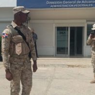 Un muerto en enfrentamiento entre un celador de Aduanas y haitianos en la frontera