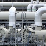 El petróleo Brent sube un 3,90% y supera la barrera de 100 dólares