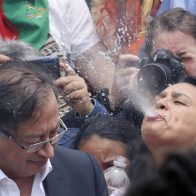 Petro y Márquez son investidos ante los "nadies" previo a la posesión oficial