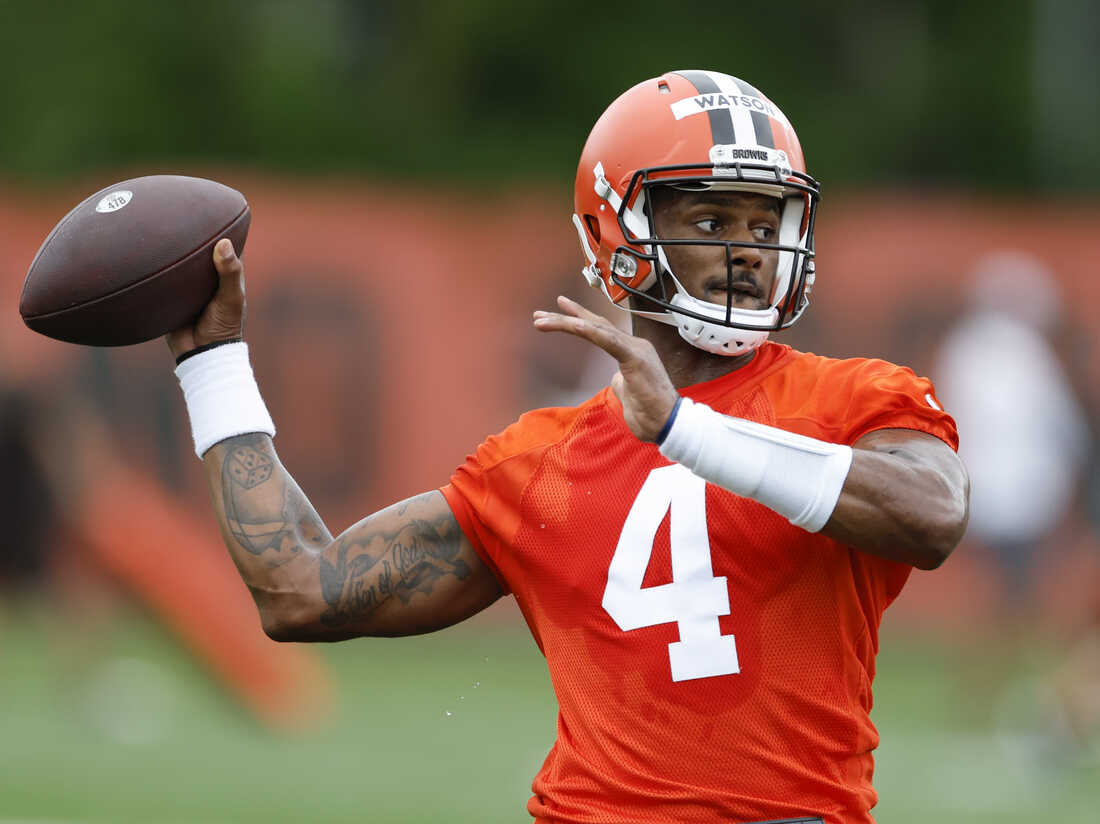 Deshaun Watson se disculpa con las 24 mujeres que lo demandaron por conducta sexual inapropiada