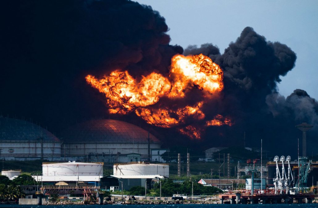 RD envía ayuda humanitaria a Cuba por incendio de depósito de combustible