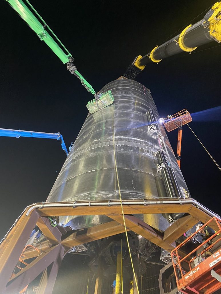 Quinta misión tripulada de SpaceX a la EEI se mantiene "por buen camino"