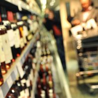 Reducen horario de venta de bebidas alcohólicas en provincias afectadas por huracán Fiona