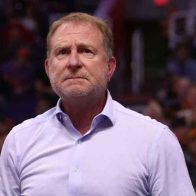 Jugadores de la NBA piden dueño de los Suns sea sancionado de por vida