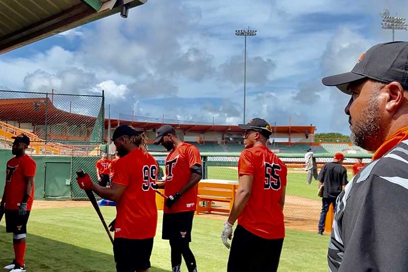 Los Toros del Este dan inicio a sus entrenamientos con miras al campeonato de béisbol