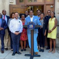 Senador de NY pide a EEUU enviar tropas militares a Haití