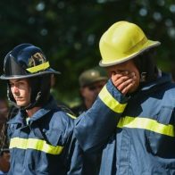 Cuba condecora póstumamente a bomberos del incendio industrial en Matanzas
